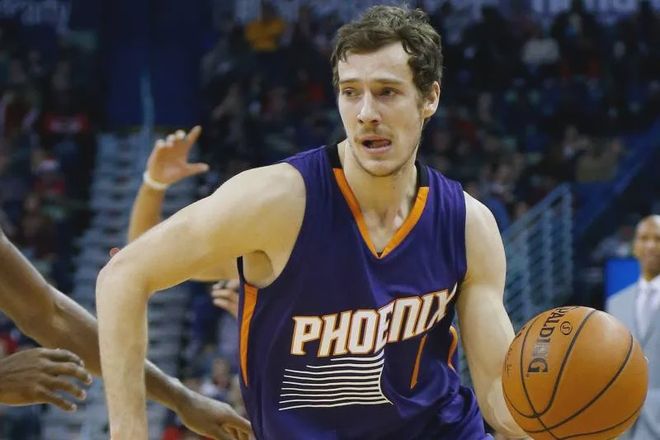 以确保他在 以确保他在