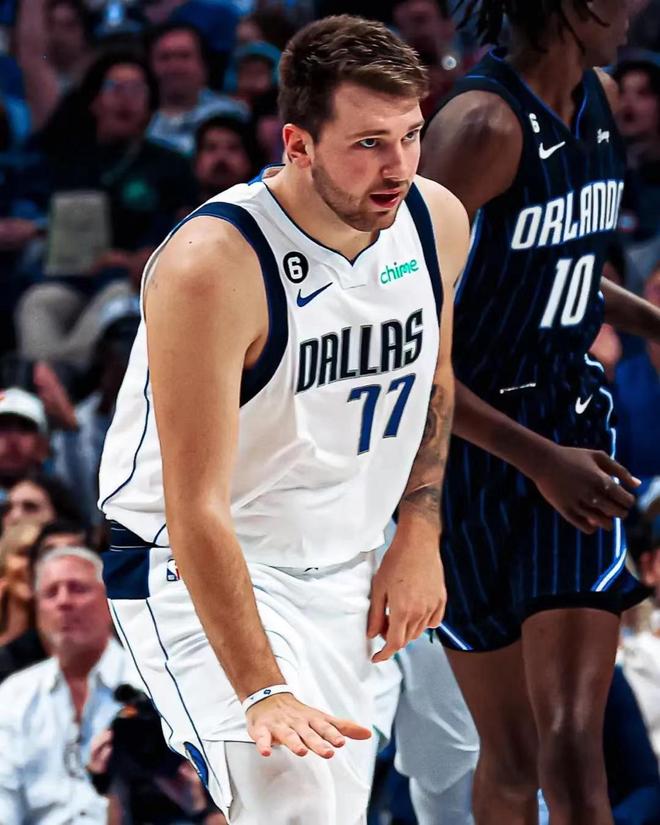 一场激烈对 一场激烈对