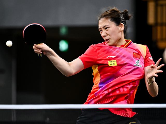 让人瞩目 让人瞩目