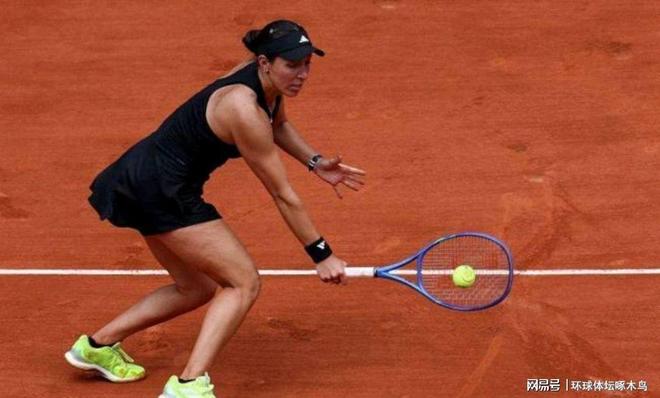 更是更衣室 更是更衣室