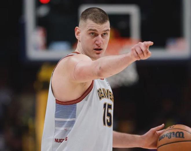 的角色近照 的角色近照