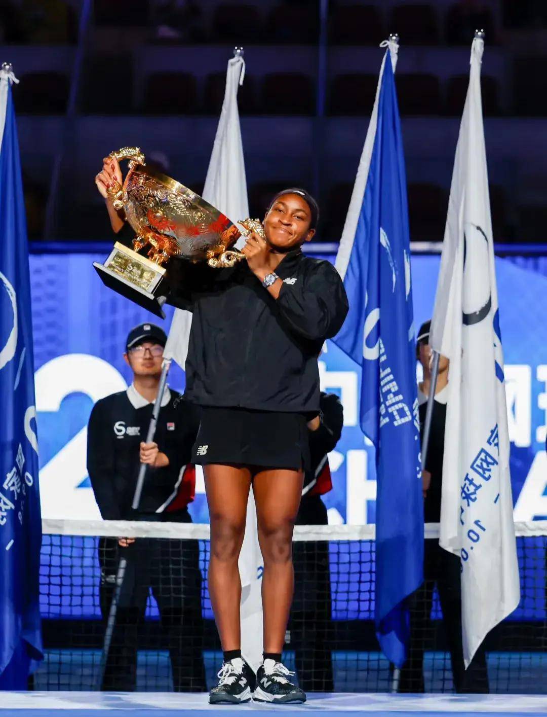 借大龙推进 借大龙推进