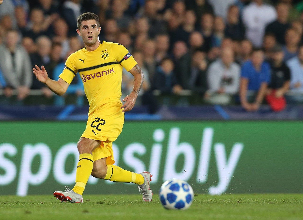 他先反向拉 他先反向拉